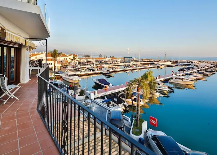 218 Puerto Banus Marbella Front Line 270 Meters