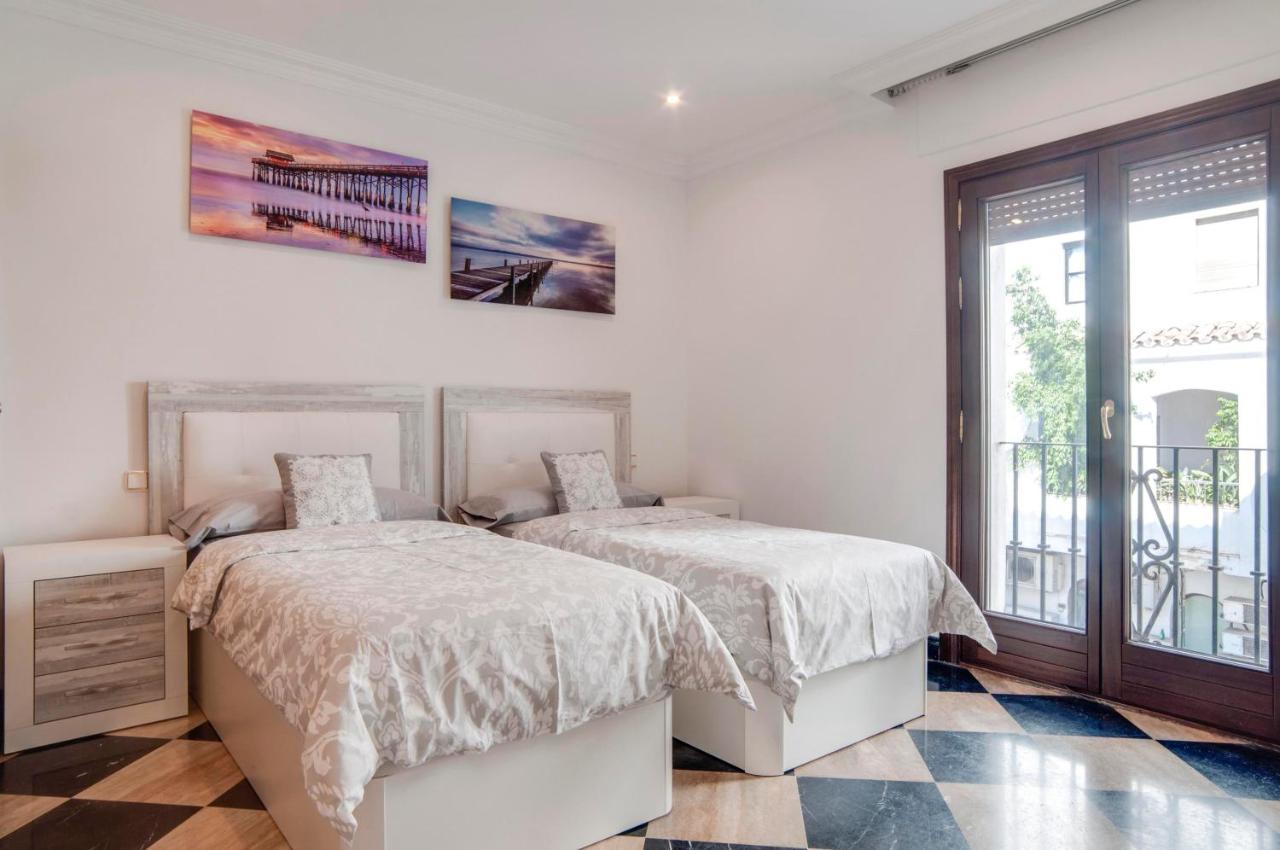 218 Puerto Banus Front Line 270 Meters Apartment *