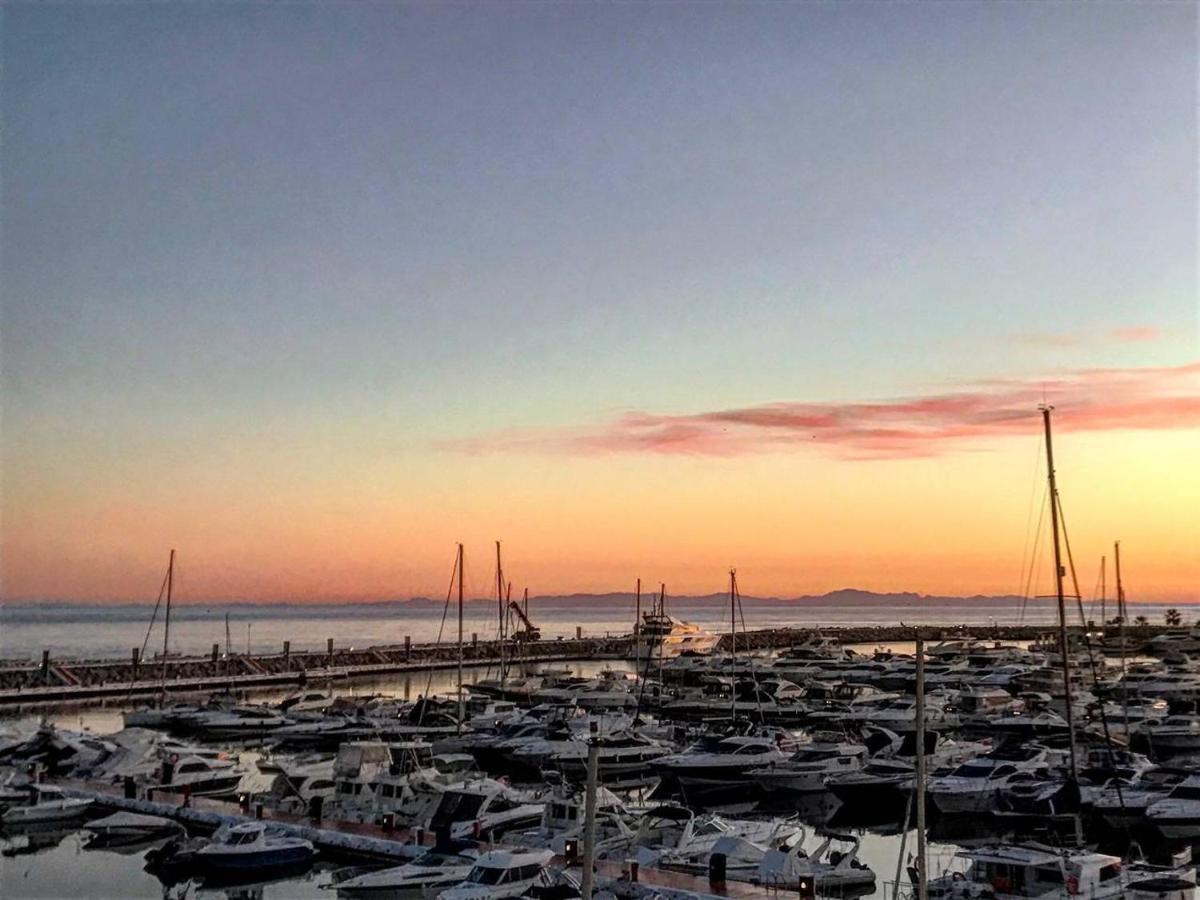 Apartment 218 Puerto Banus Front Line 270 Meters *